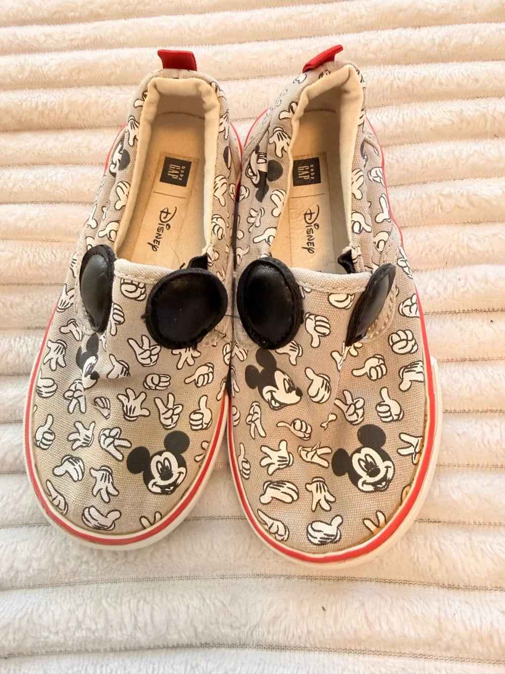 GAP Kids Mickey Mouse Navy, Gray & Red Flip Flops